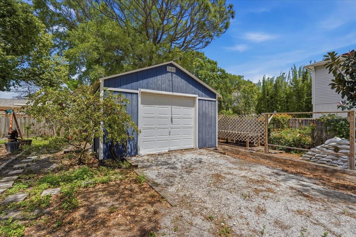 SUNSET HILLS - Residential