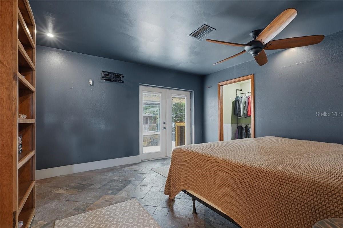 SUNSET HILLS - Residential