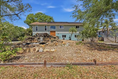 Photo of 1314 Oleander Drive, Tarpon Springs, FL 34689 (MLS # W7884679)