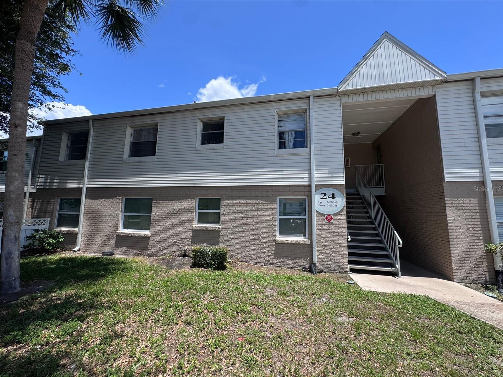 Welcome Home to this Beautiful 3 Bed, 2 Bath Condo in the Heart of Tampa!
This spacious and well-maintained second-floor unit offers the perfect blend of comfort, convenience, and community. Located in a desirable, centrally located neighborhood, you’ll enjoy easy access to shopping, dining, major highways, and so much more.
Inside, the open-concept floor plan features a bright and airy living space, generously sized bedrooms, and plenty of storage. The kitchen boasts modern appliances and a breakfast bar, perfect for casual dining or entertaining.
Community Highlights Include:
Sparkling Swimming Pool
Playground
Tennis Court
Pet-Friendly (with restrictions)
Low HOA Fees
Whether you're a first-time homebuyer, downsizing, or looking for a smart investment, this condo checks all the boxes. Don’t miss your chance to own this gem in a sought-after community!