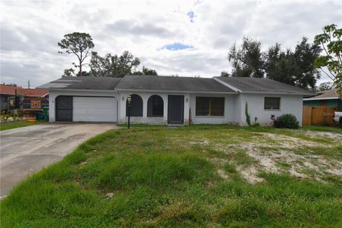 A home in PORT CHARLOTTE