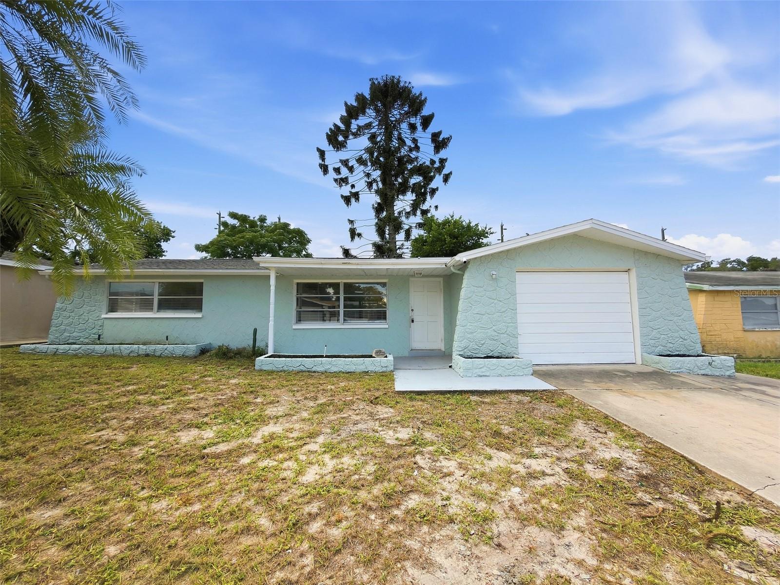 4208 CANTERBERRY DRIVE