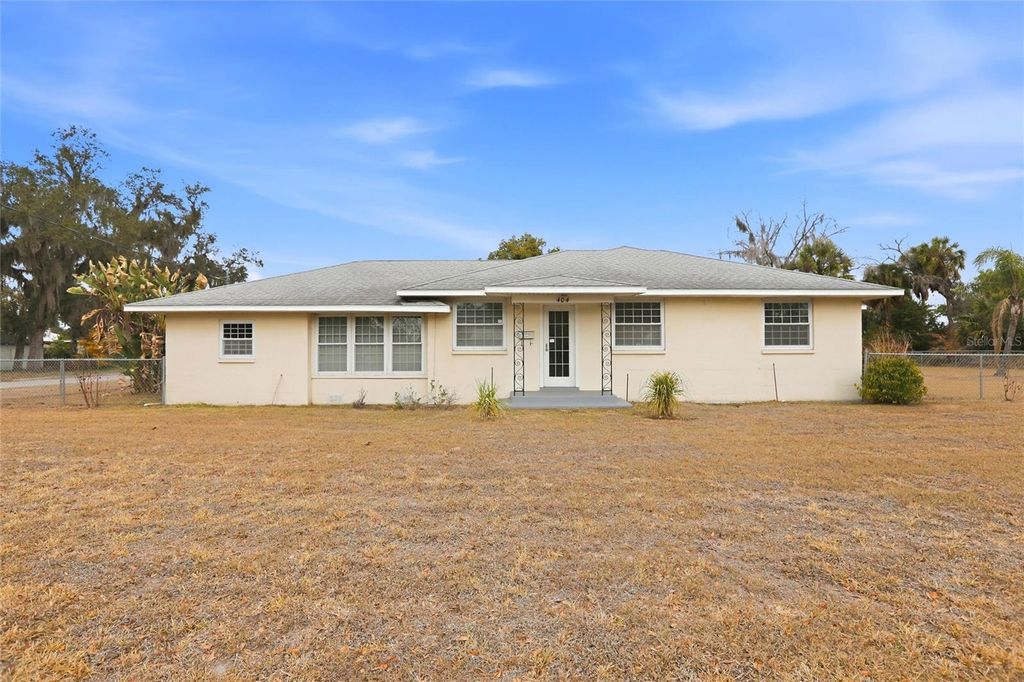 Photo of 404 W Whidden Street, Arcadia, FL 34266 (MLS # O6381969)