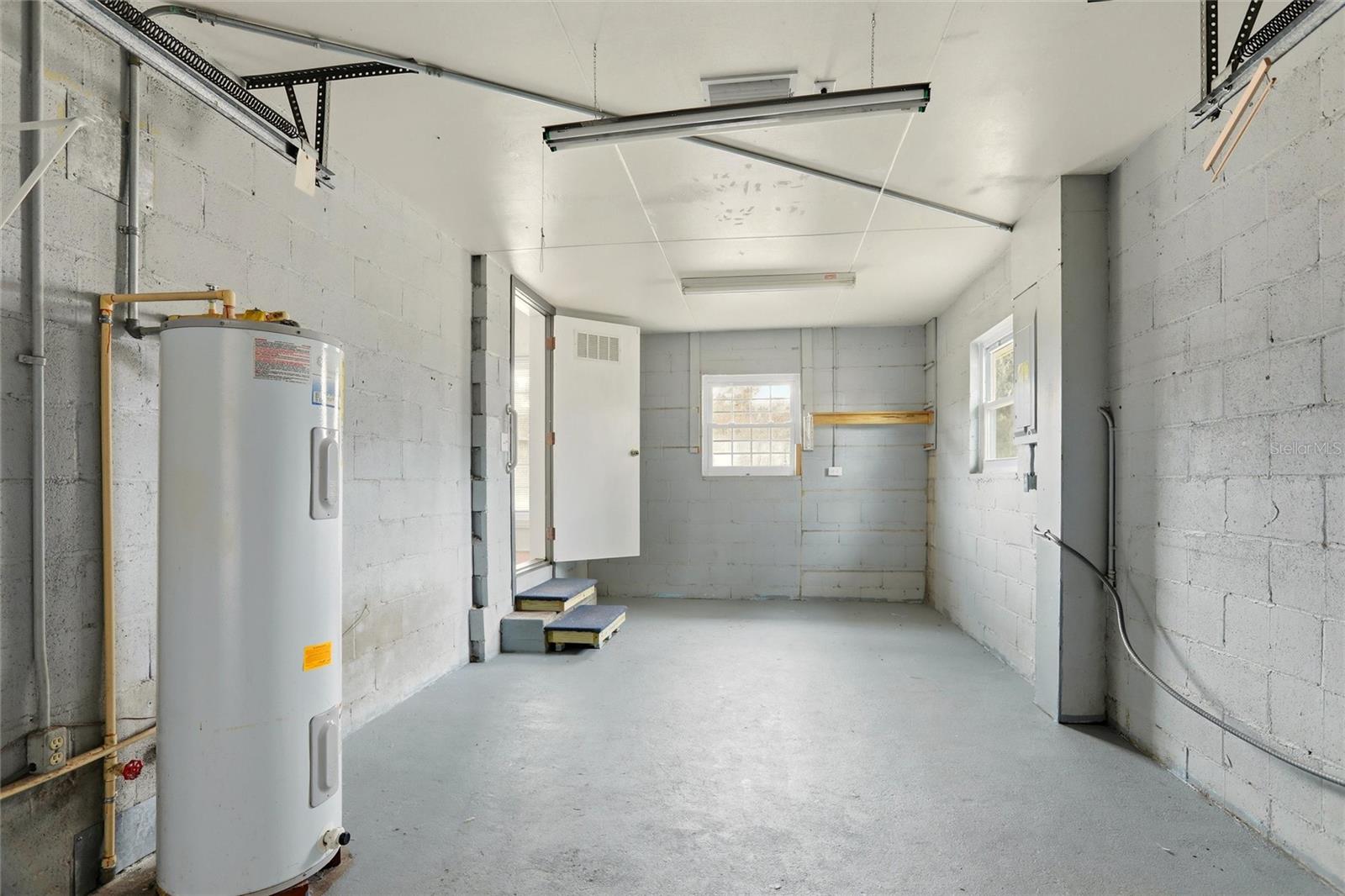 EMMA C JOHNSON WEST END - Residential