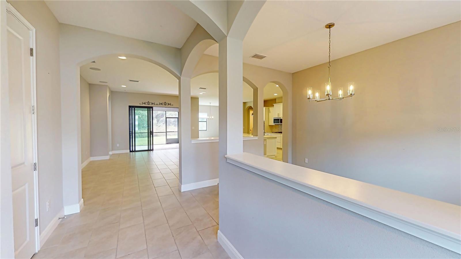 3911 GAVIOTA DRIVE