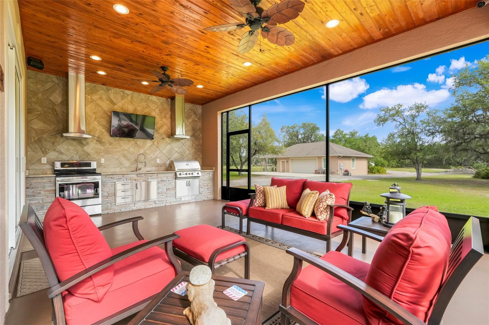 ACREAGE - Residential
