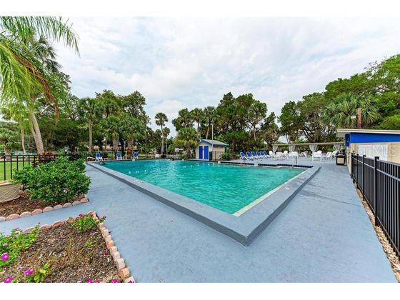 COUNTRY RETREAT CO-OP - Residential