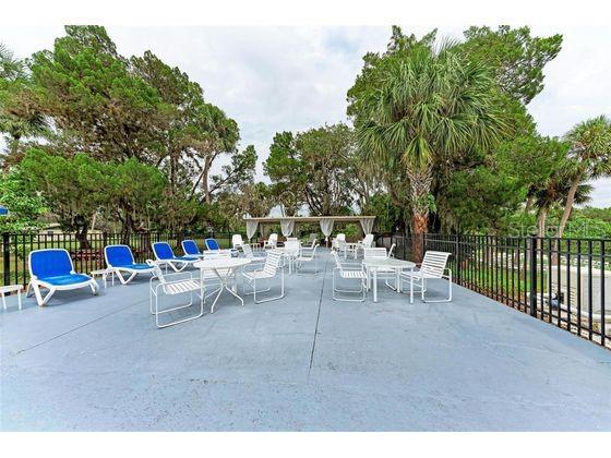 COUNTRY RETREAT CO-OP - Residential