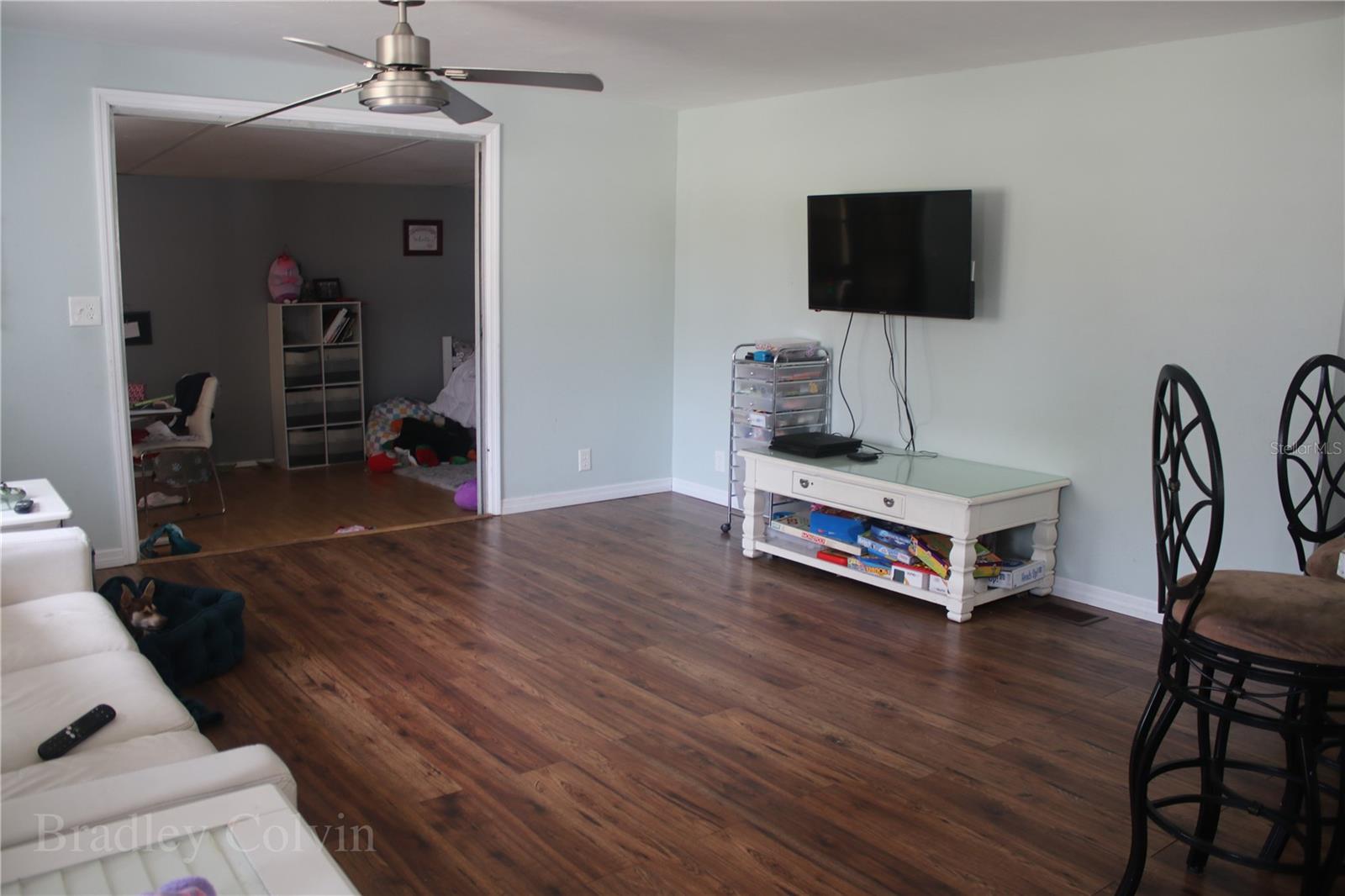 COUNTRY RETREAT CO-OP - Residential