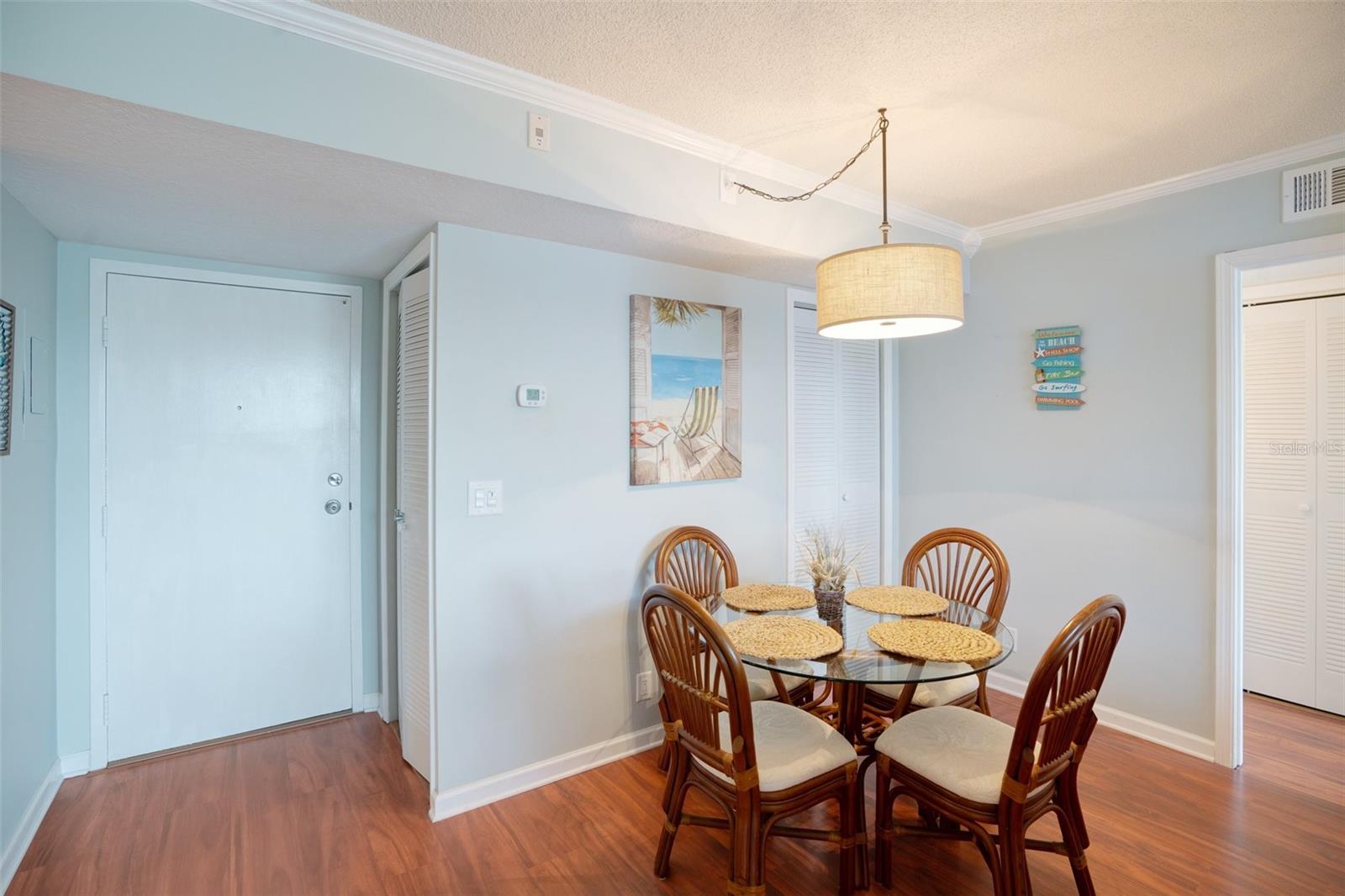 HARBOR TOWERS Y & R - Residential