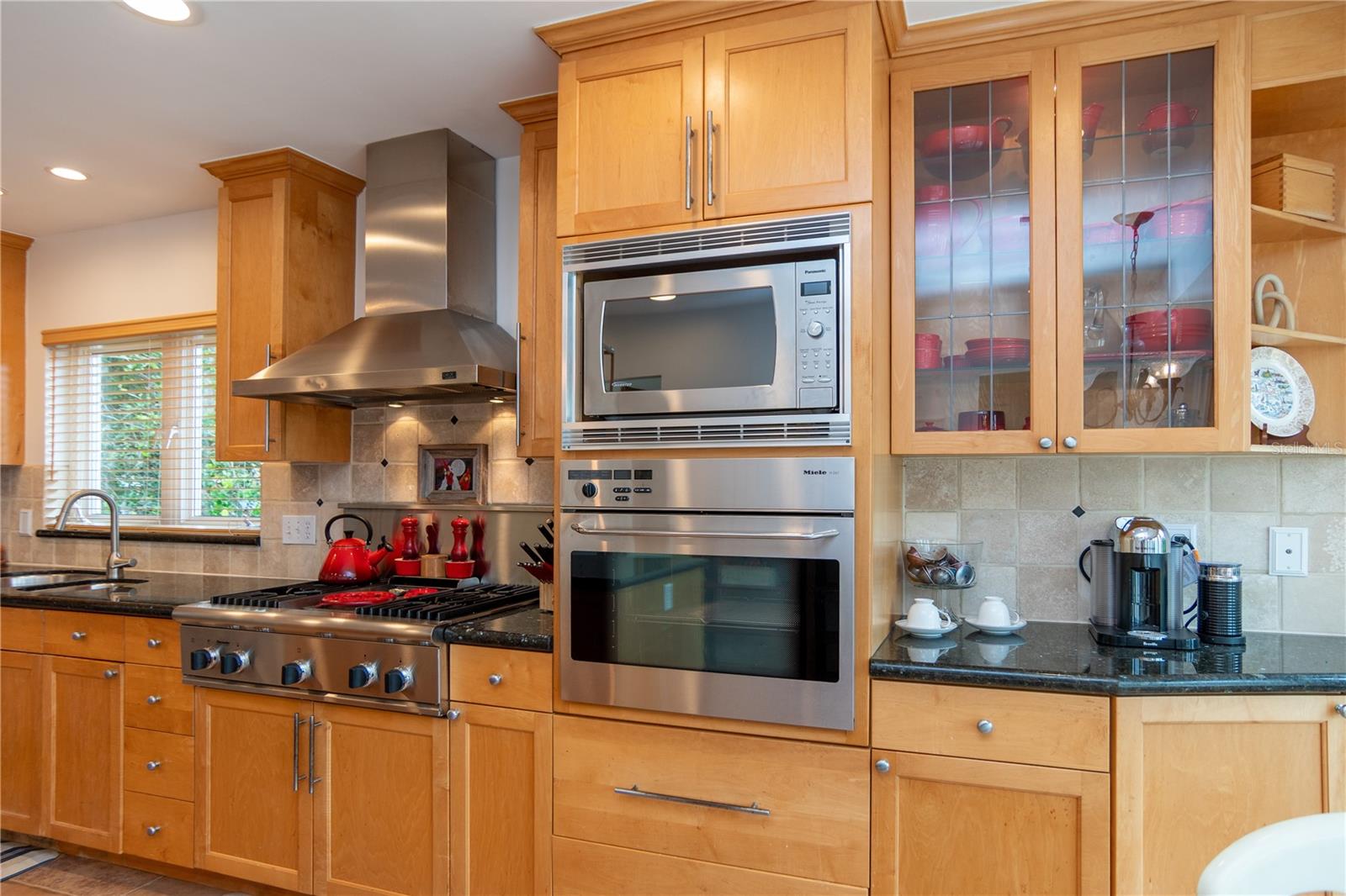 BAHAMA BEACH REP - Residential