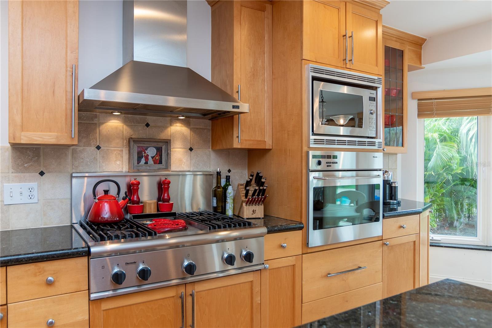 BAHAMA BEACH REP - Residential