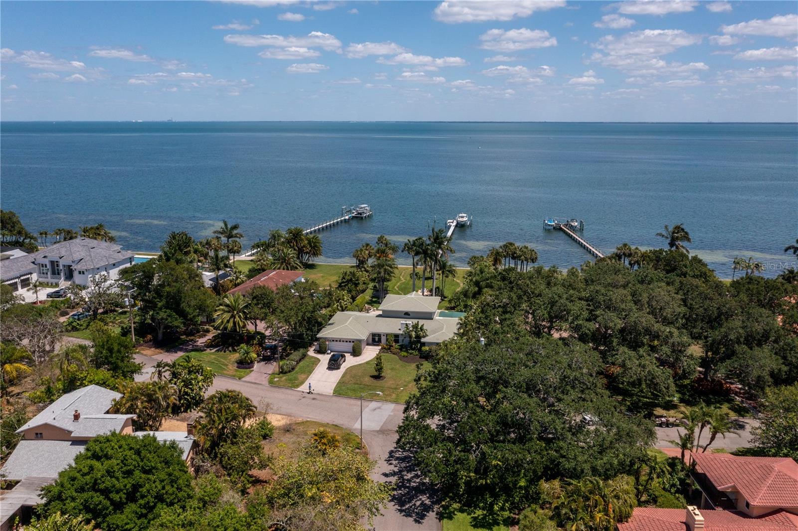 BAHAMA BEACH REP - Residential