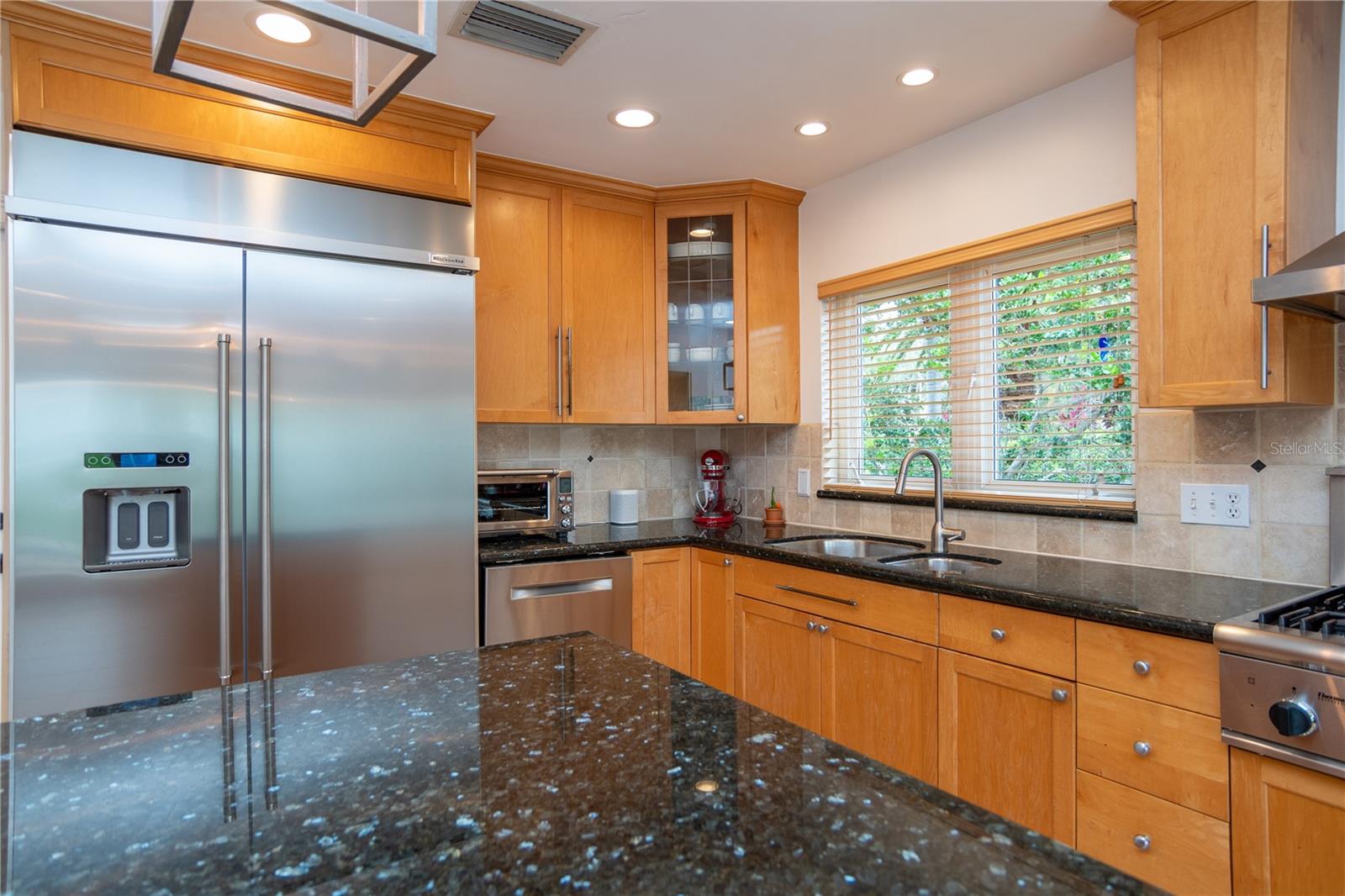 BAHAMA BEACH REP - Residential