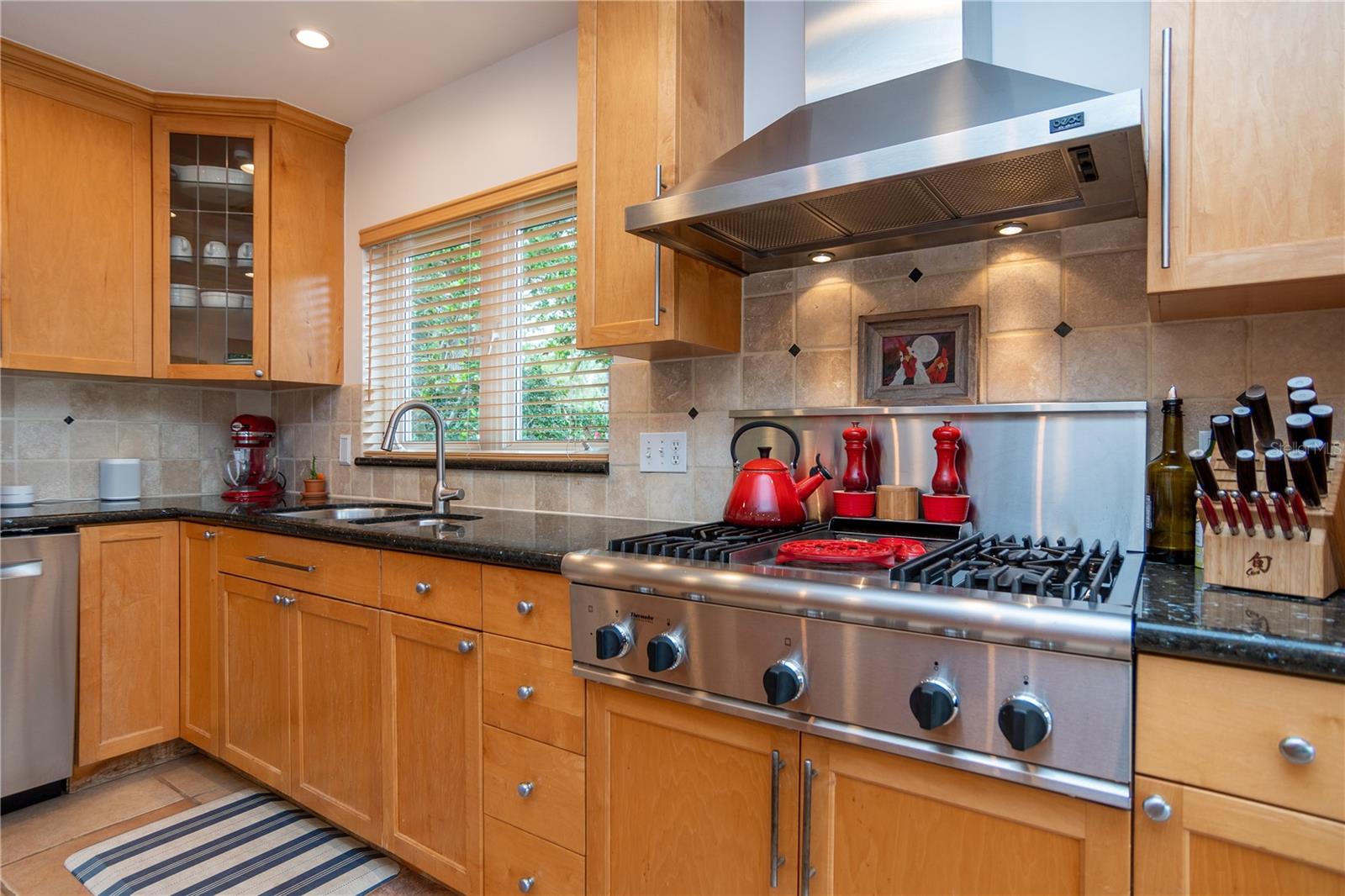 BAHAMA BEACH REP - Residential