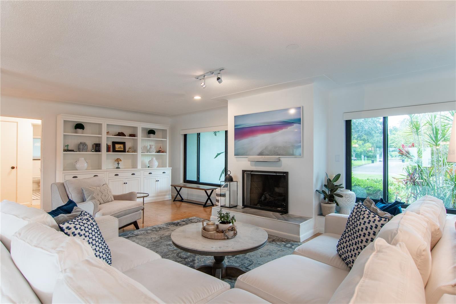 BAHAMA BEACH REP - Residential