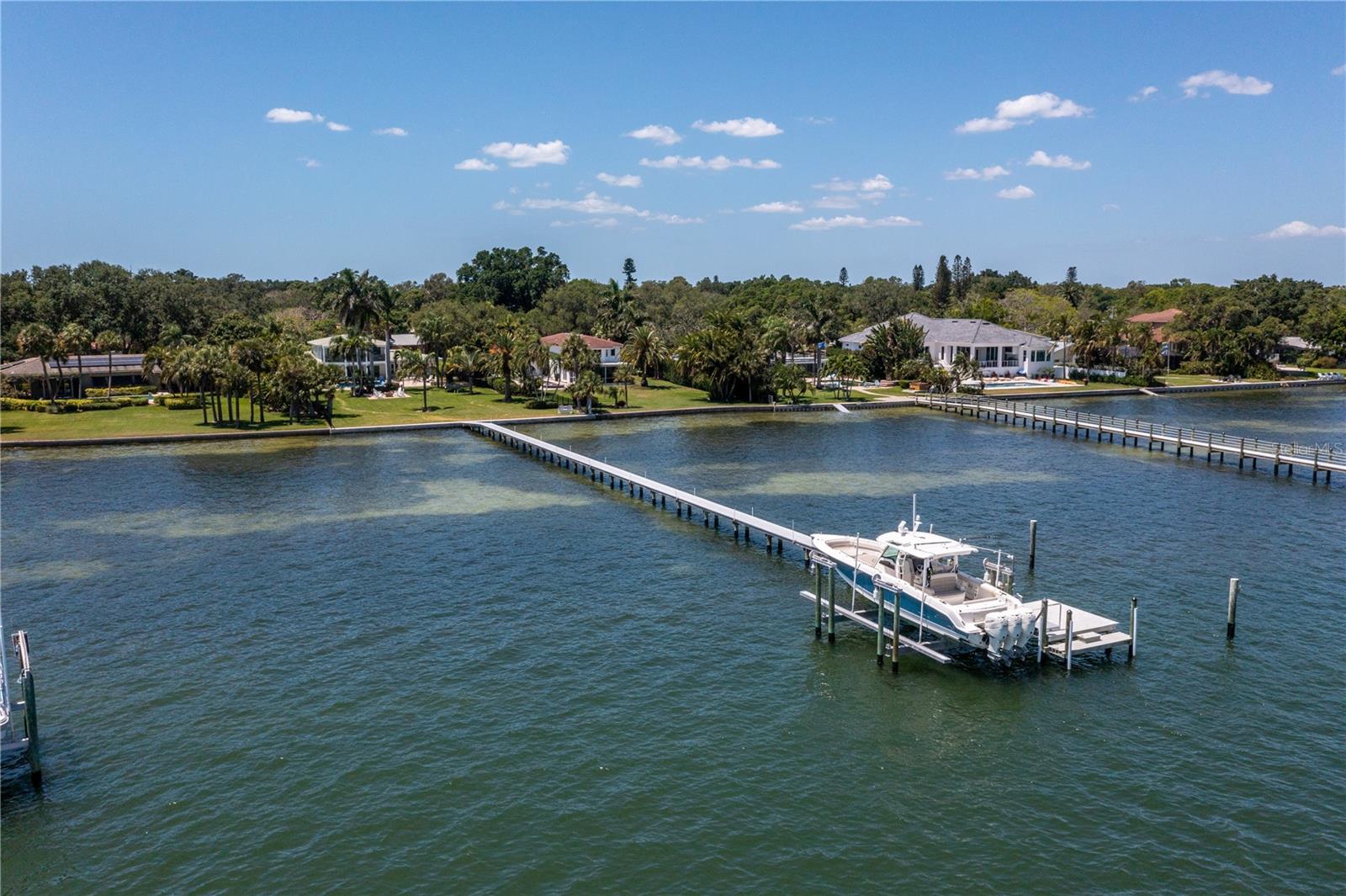 BAHAMA BEACH REP - Residential