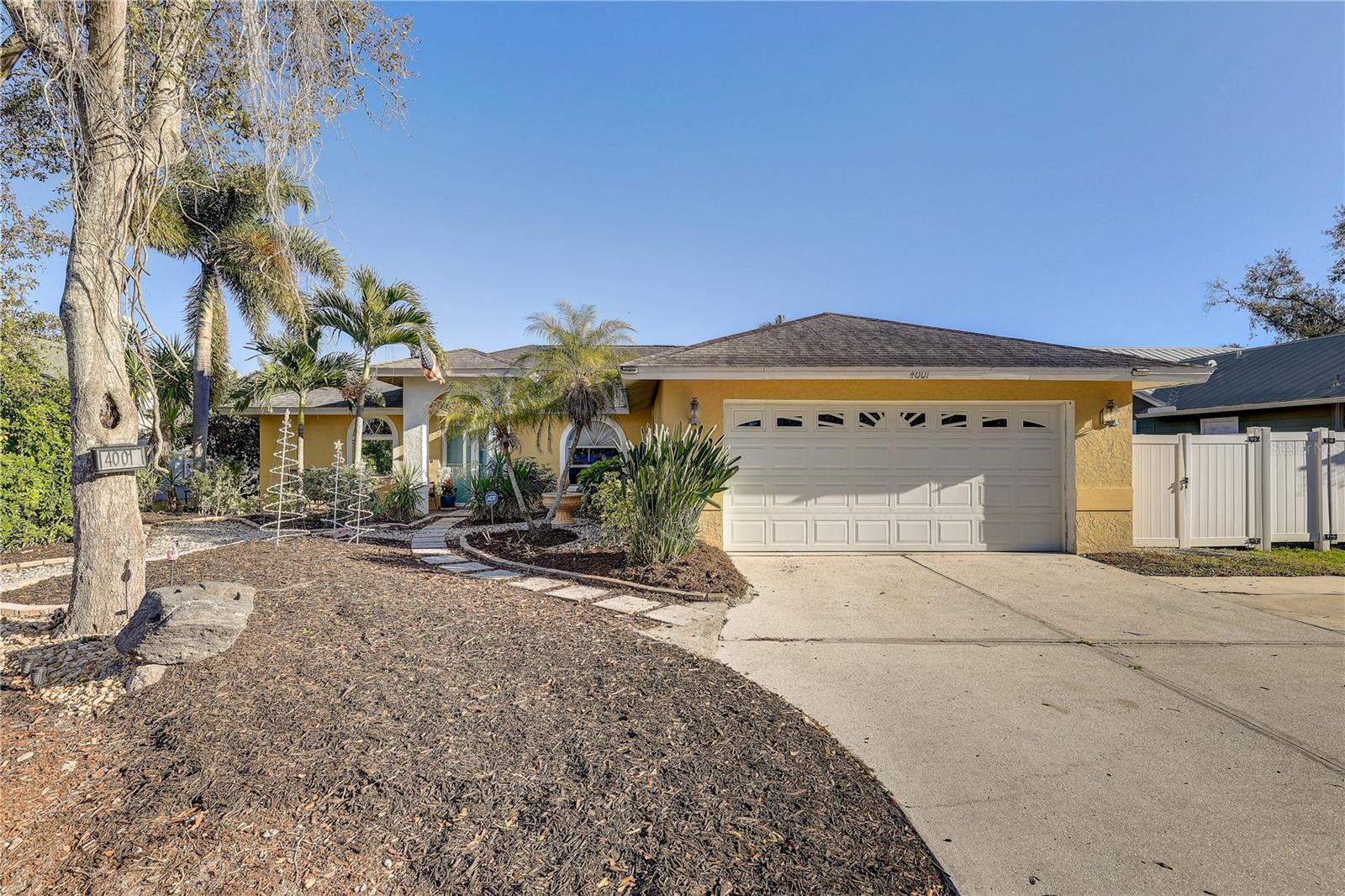 LAKE SARASOTA - Residential