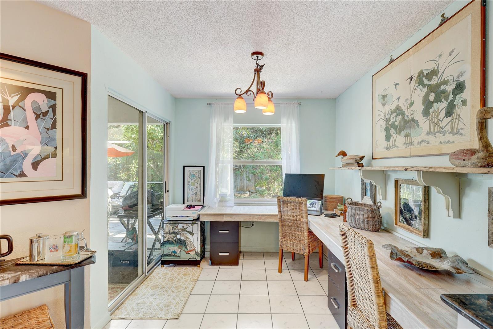 LAKE SARASOTA - Residential