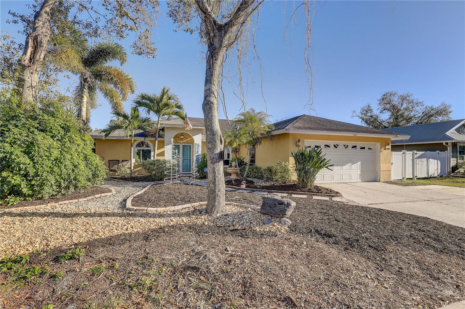 LAKE SARASOTA - Residential