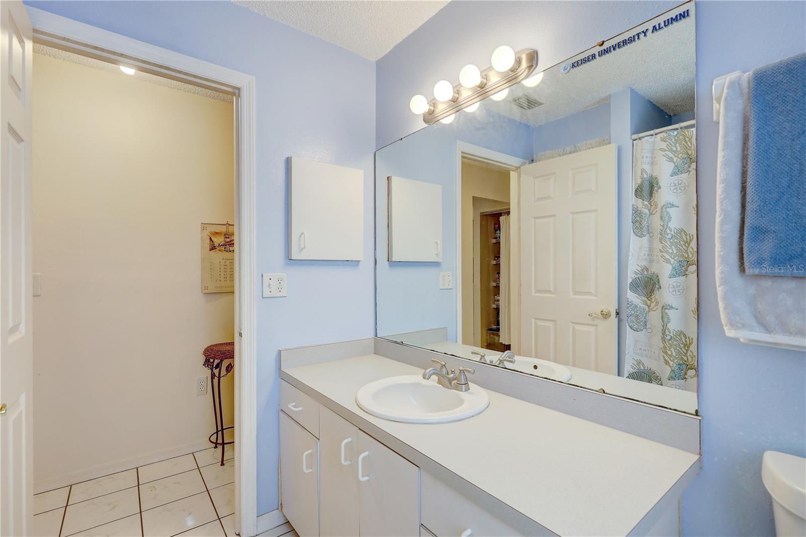 LAKE SARASOTA - Residential