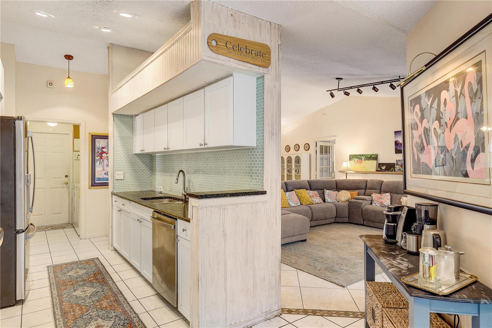 LAKE SARASOTA - Residential