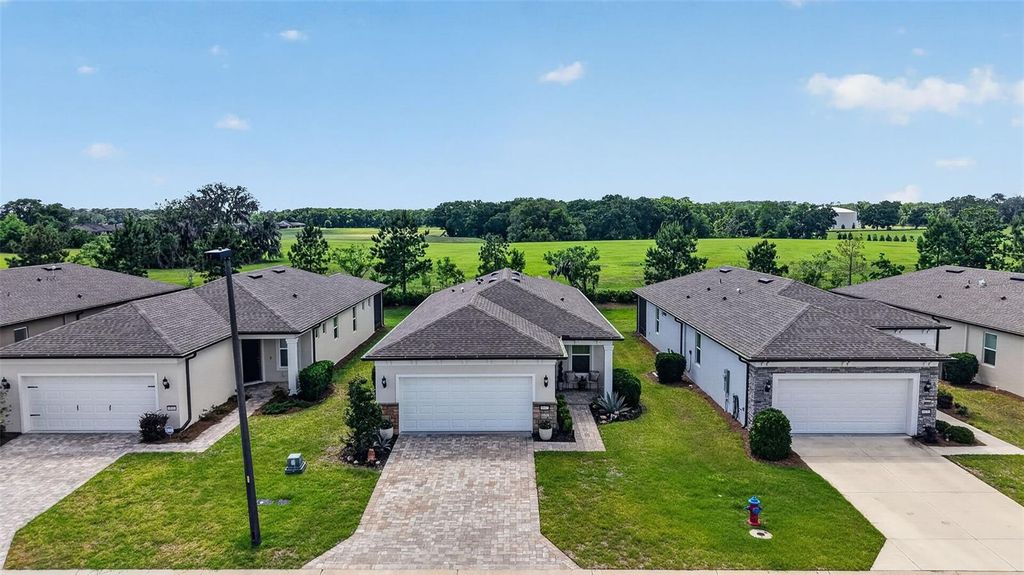 Photo of 6042 SW 93rd Circle, Ocala, FL 34481 (MLS # G5111946)
