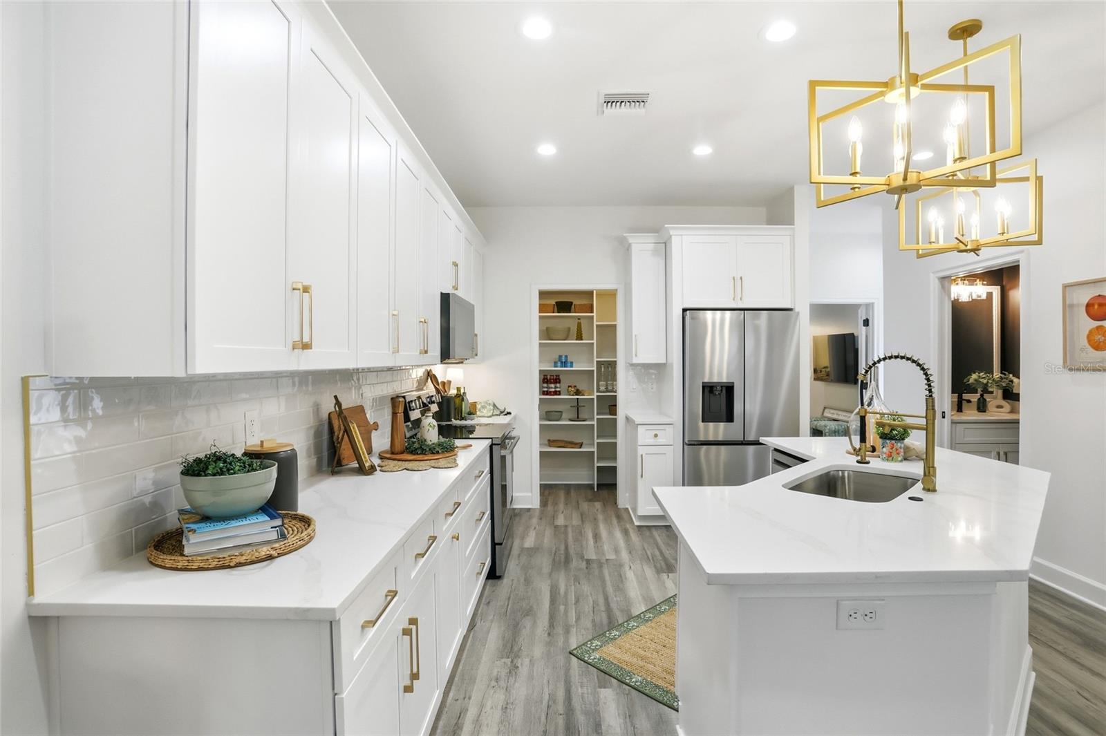 FARMSTEAD 44 - Residential