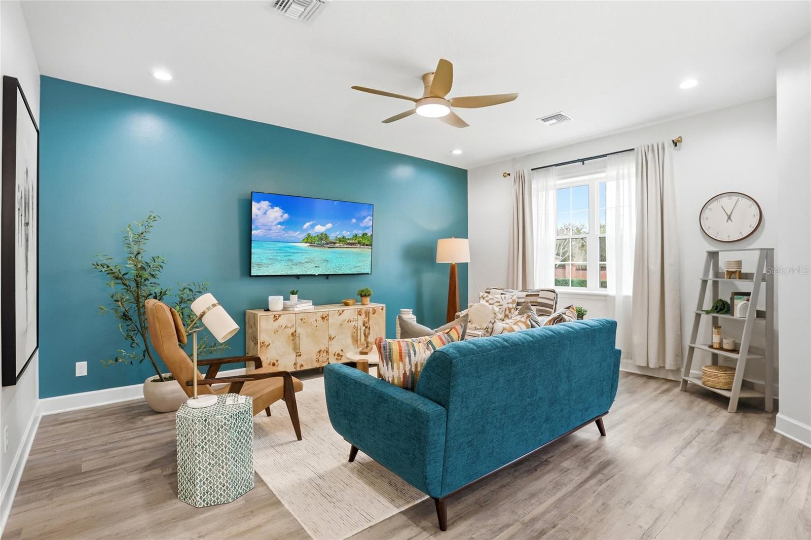 1012 FARMSTEAD STREET