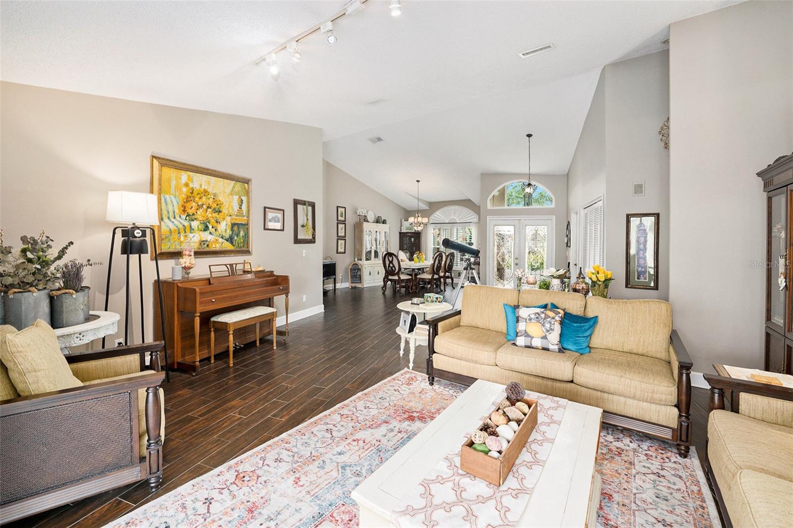 3125 EDGEMOOR DRIVE