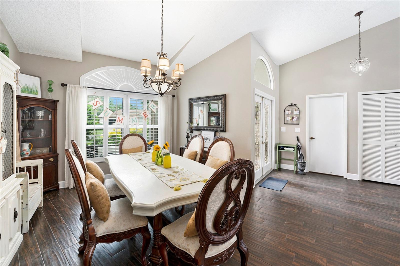 3125 EDGEMOOR DRIVE