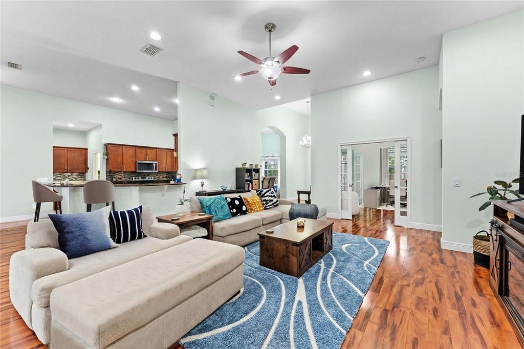 Photo of 5130 Morning Dew Loop, Oviedo, FL 32765 (MLS # O6383918)