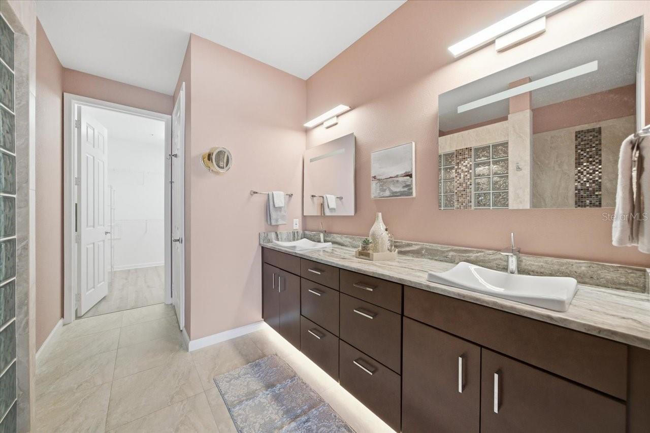 MONTEREY AT LAKE SEMINOLE CONDO - Residential