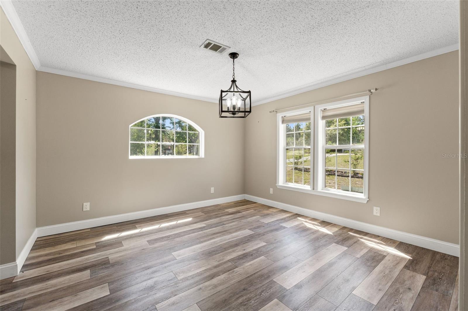 LAKE MAGNOLIA ESTATES - Residential