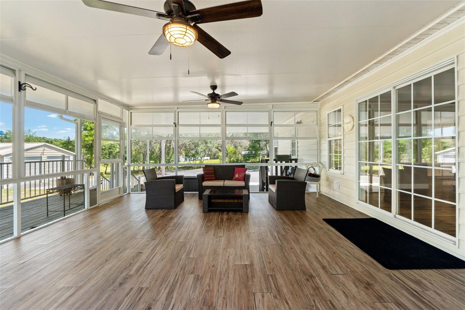 LAKE MAGNOLIA ESTATES - Residential