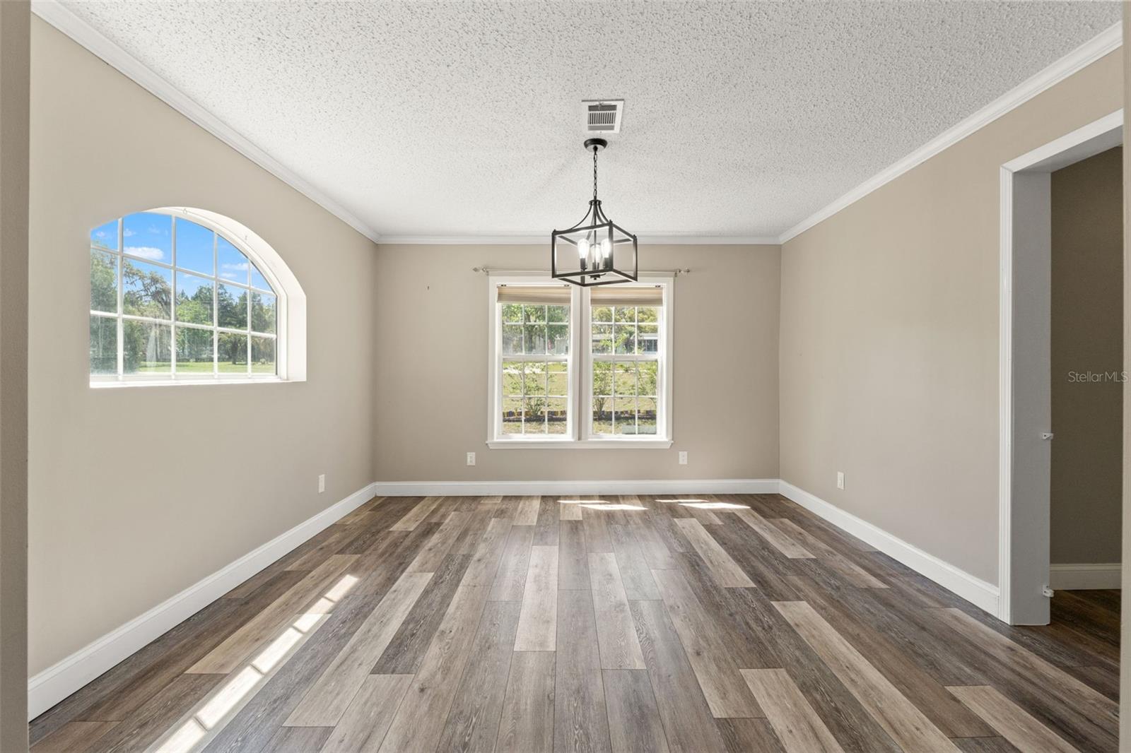 LAKE MAGNOLIA ESTATES - Residential