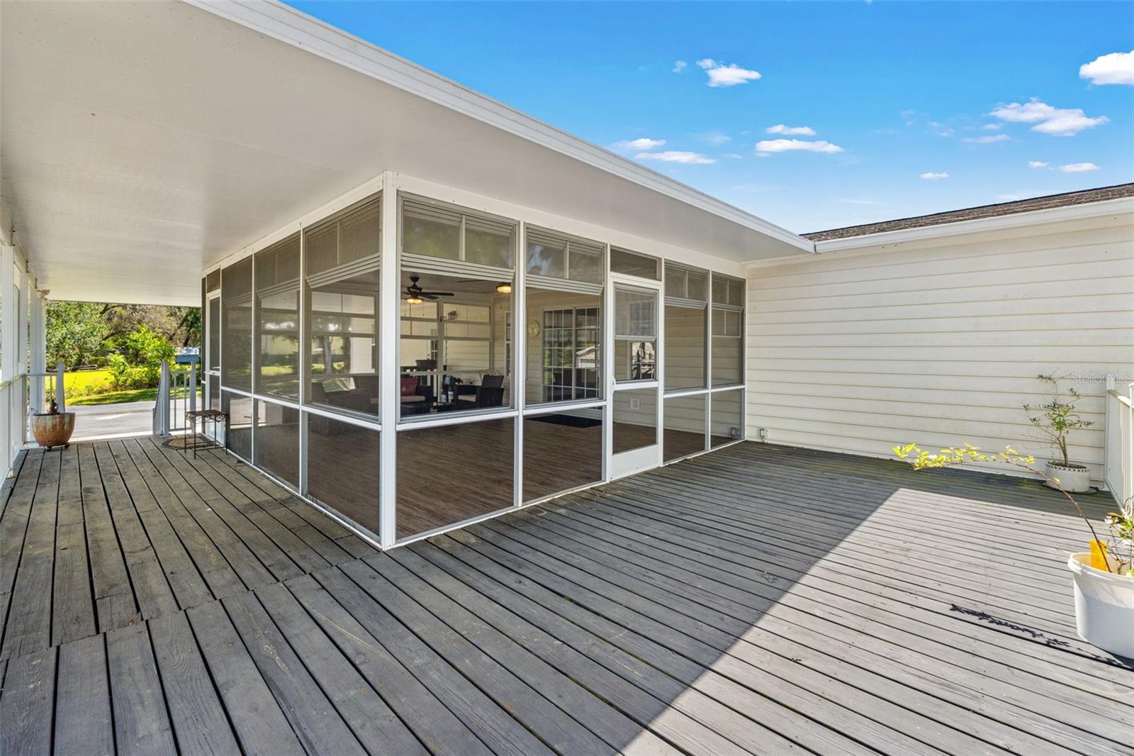 LAKE MAGNOLIA ESTATES - Residential