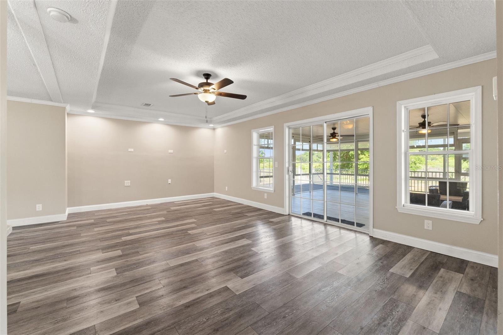 LAKE MAGNOLIA ESTATES - Residential