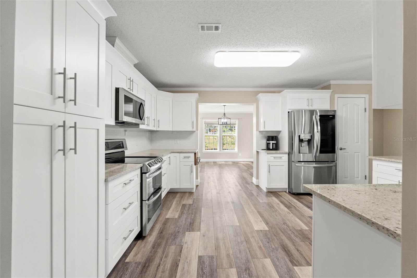 LAKE MAGNOLIA ESTATES - Residential