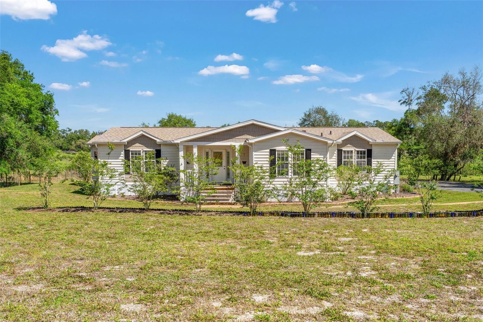 LAKE MAGNOLIA ESTATES - Residential