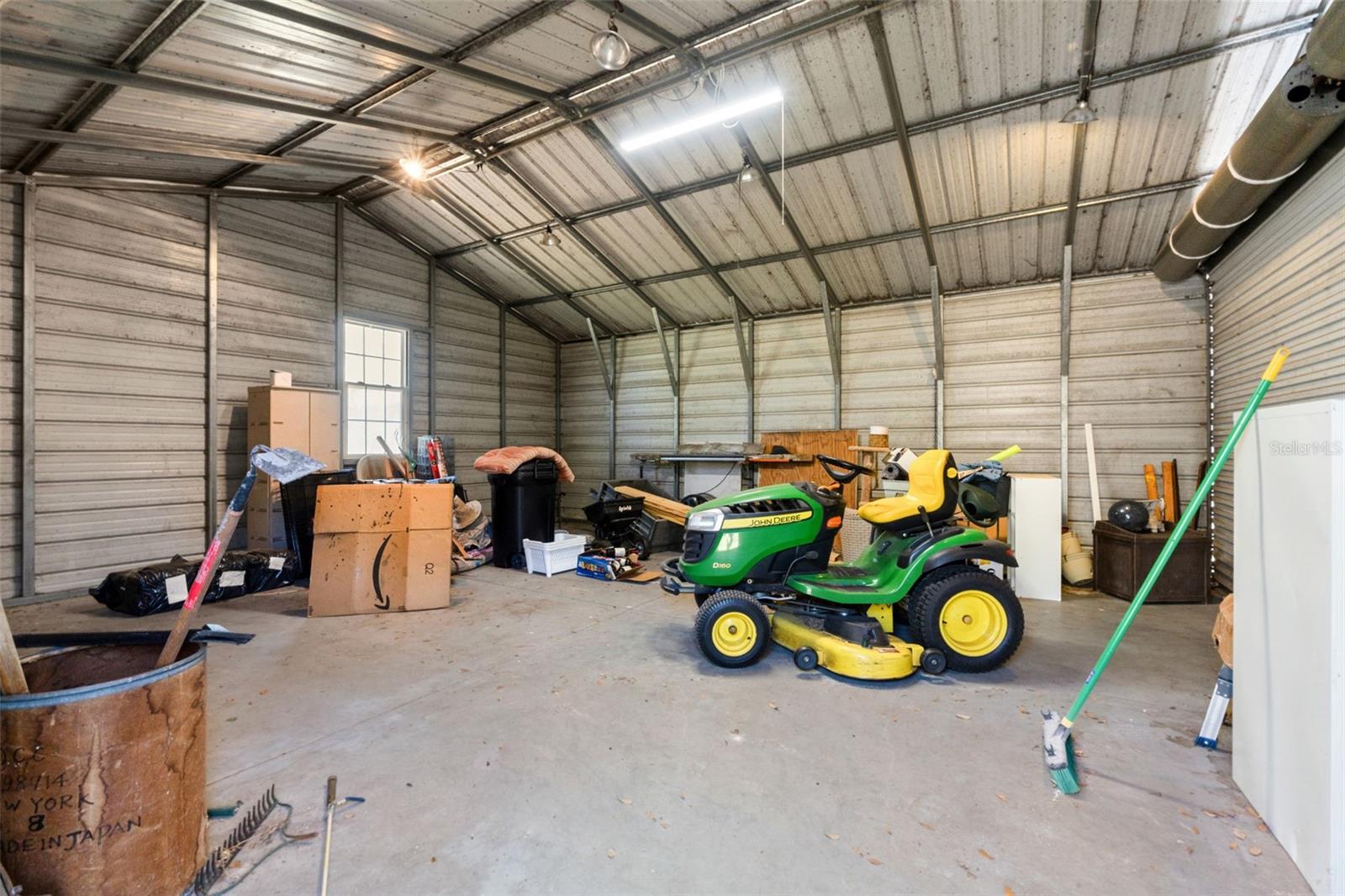 LAKE MAGNOLIA ESTATES - Residential