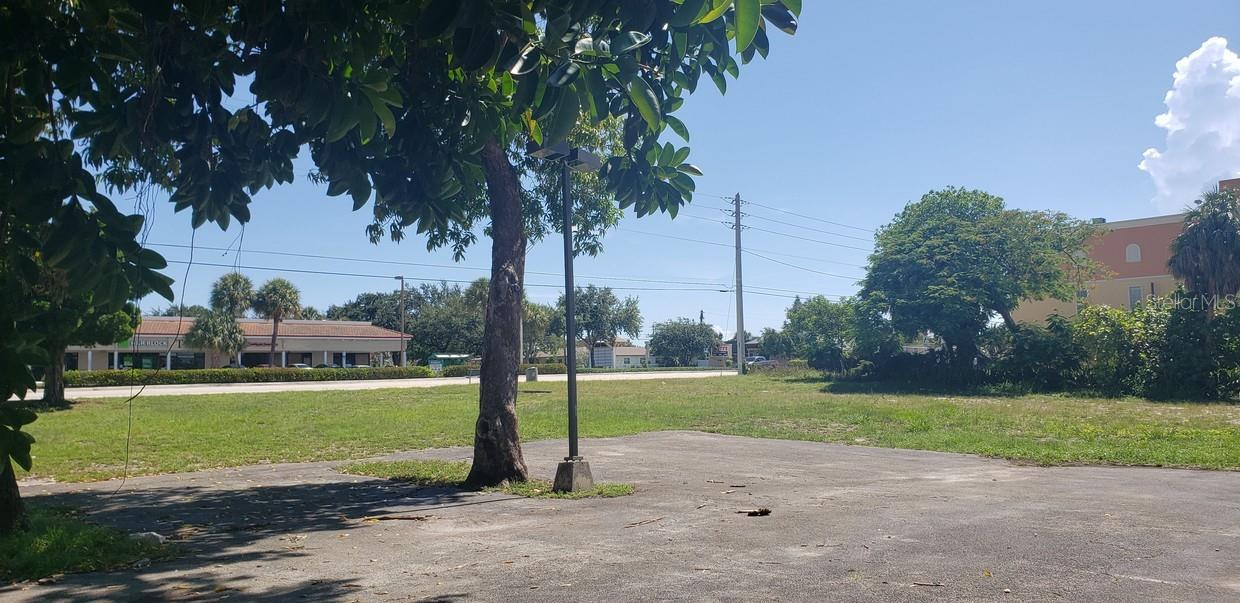 ROBERT A BROWN 177-87 B - Land