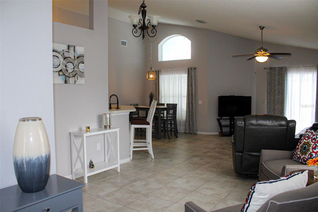 Photo of 108 Grosvenor Loop, Davenport, FL 33897 (MLS # O6408626)