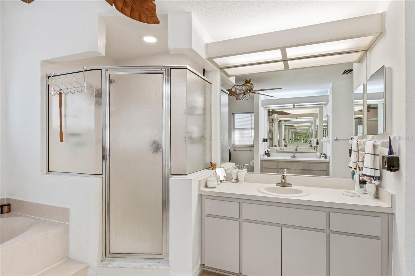 MAJESTIC OAKS SECOND ADD - Residential