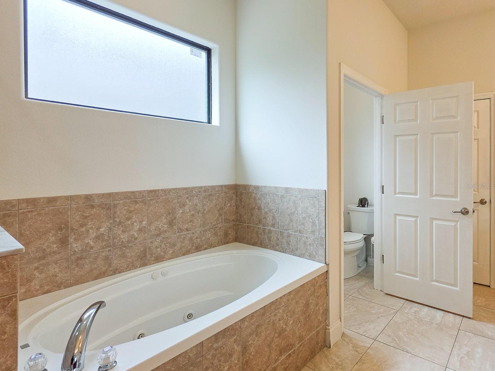 RIVER OAKS IN THE HAMMOCK - Residential