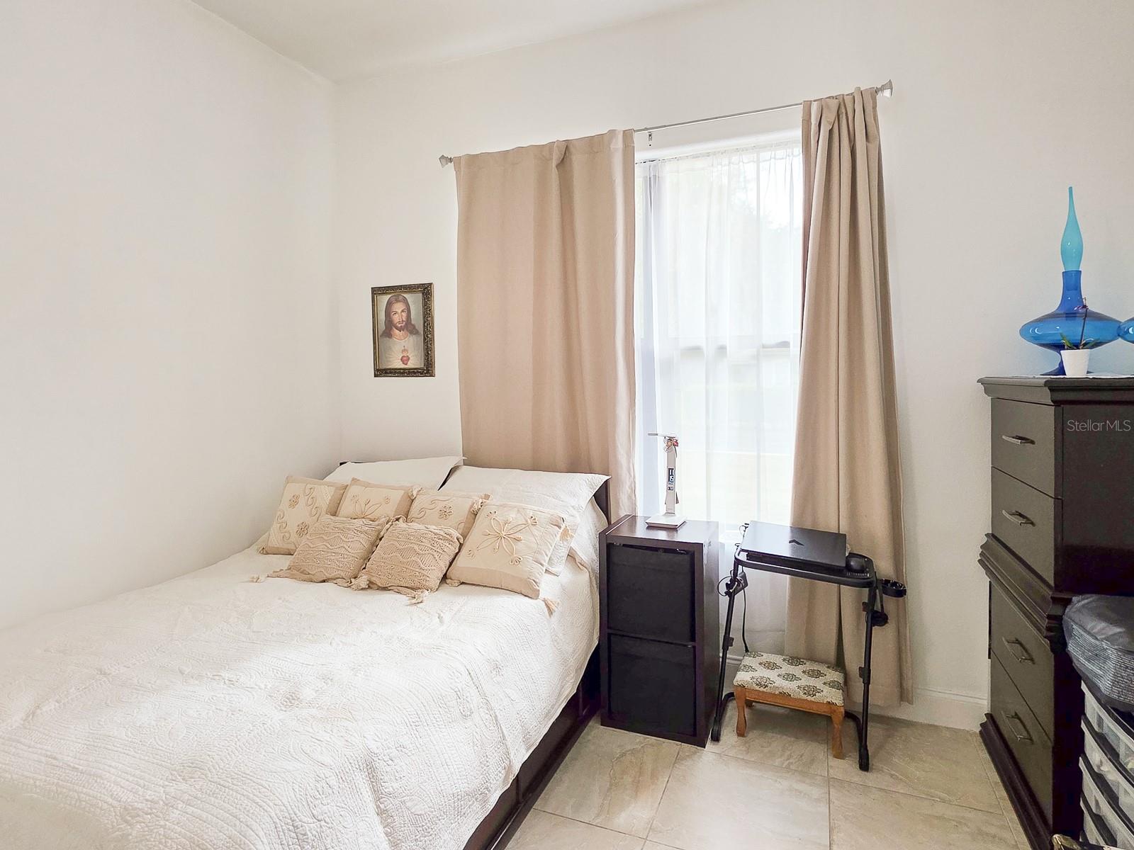 RIVER OAKS IN THE HAMMOCK - Residential