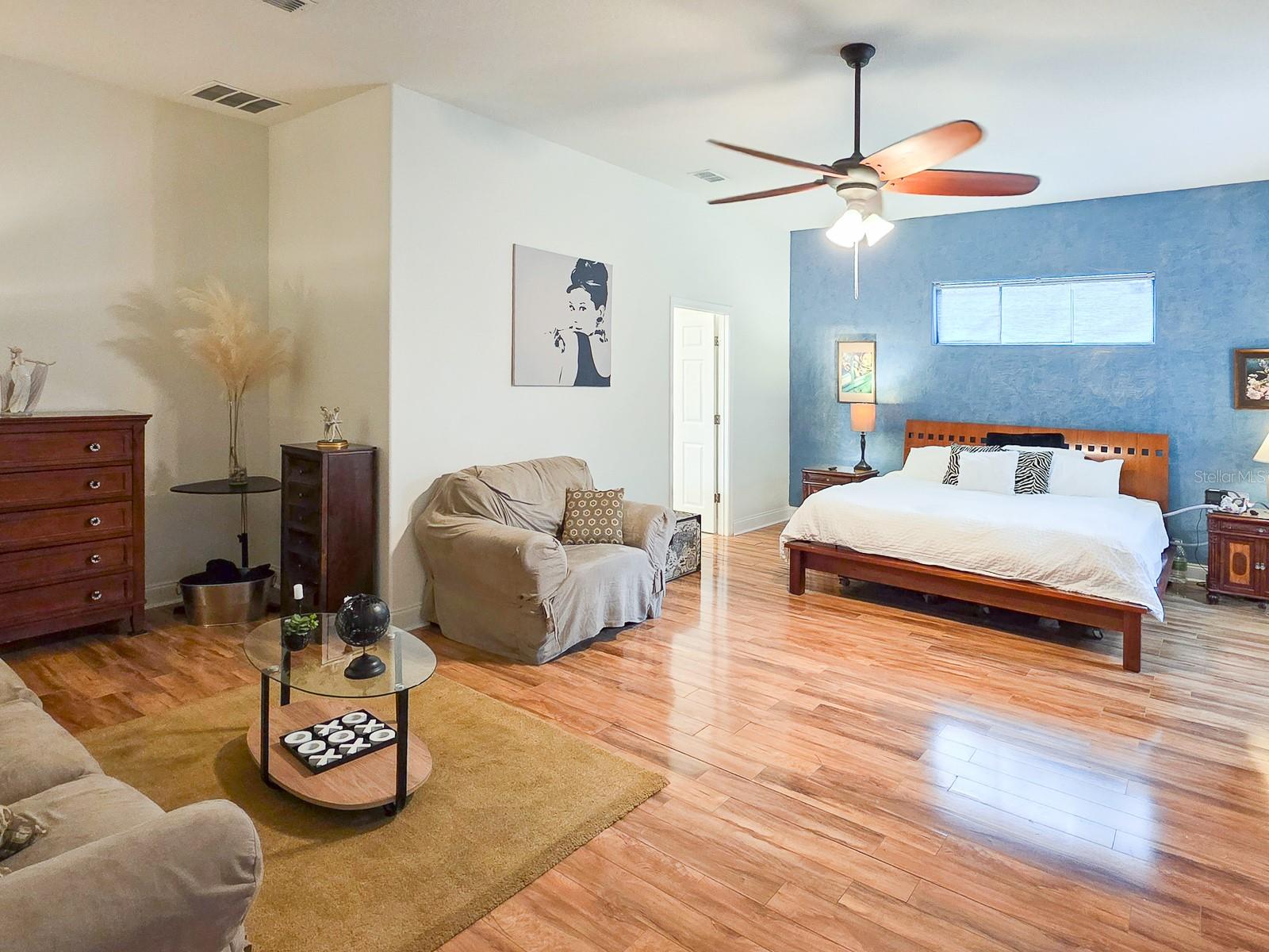 RIVER OAKS IN THE HAMMOCK - Residential