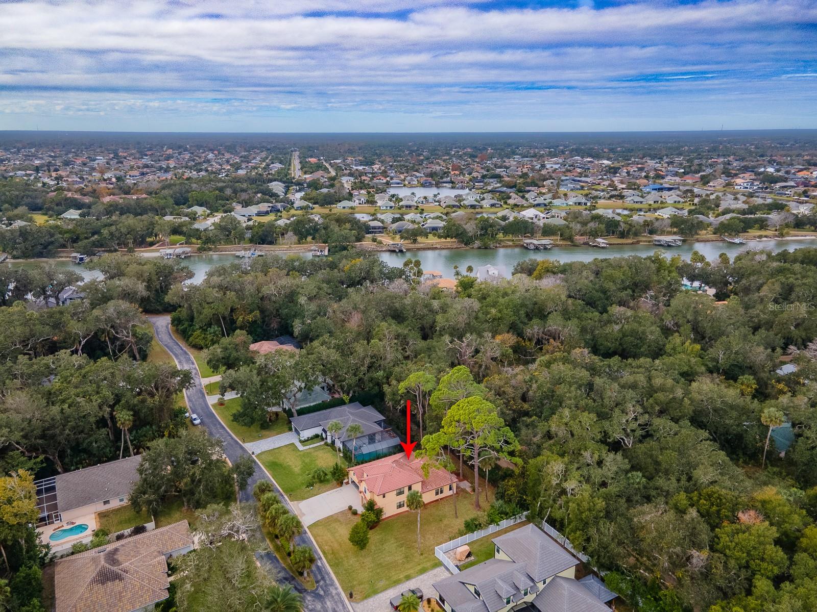 RIVER OAKS IN THE HAMMOCK - Residential