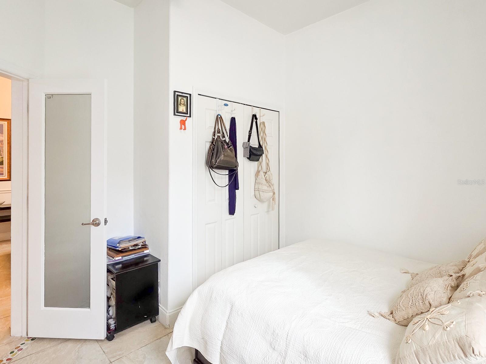 RIVER OAKS IN THE HAMMOCK - Residential