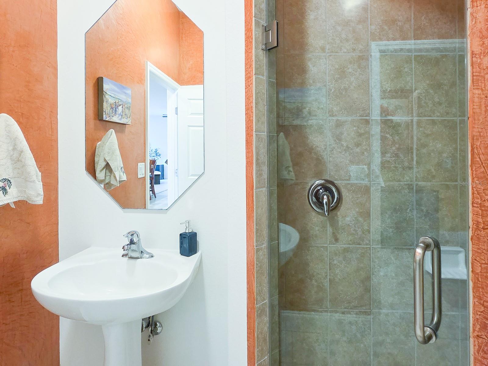 RIVER OAKS IN THE HAMMOCK - Residential